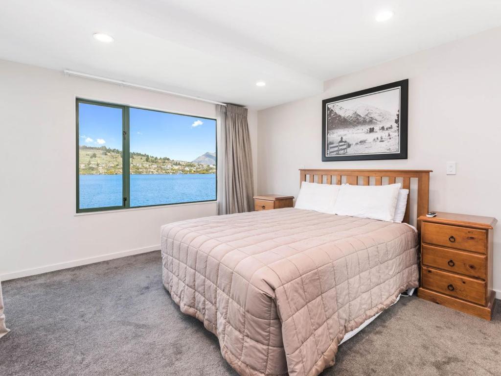 Lakefront Living At Remarkables Retreat - Unit 4 Квинстаун Экстерьер фото